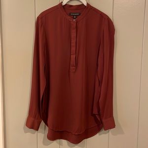 LIKE NEW Banana Republic Silk Tunic Blouse